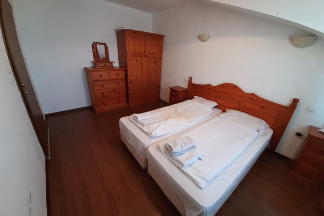 One Bedroom Apartment close to Town Center