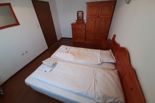 One Bedroom Apartment close to Town Center