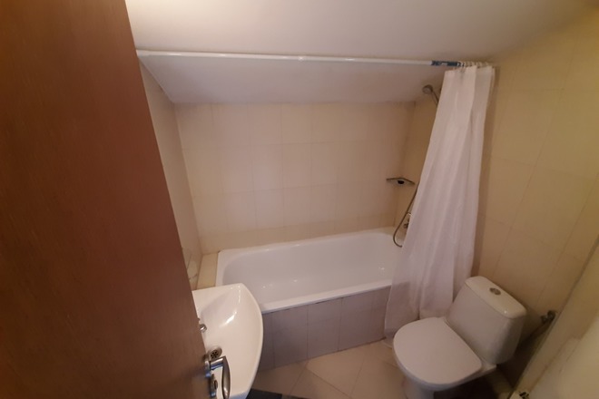 One Bedroom Apartment close to Town Center