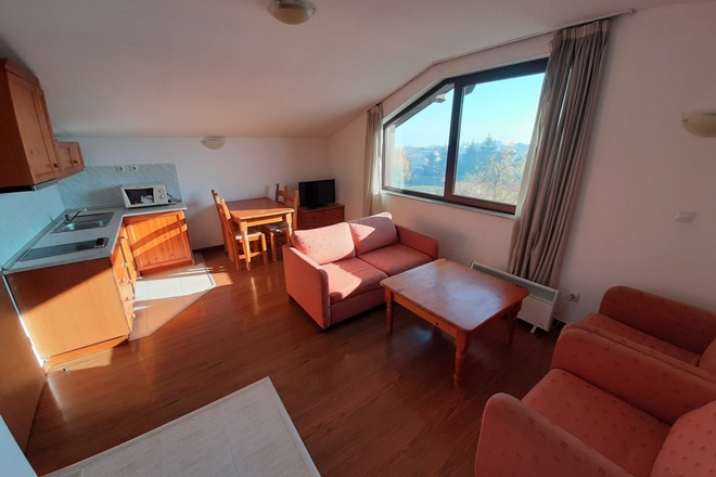 One Bedroom Apartment close to Town Center