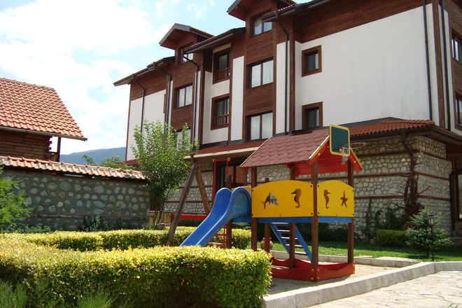 One Bedroom Apartment close to Town Center