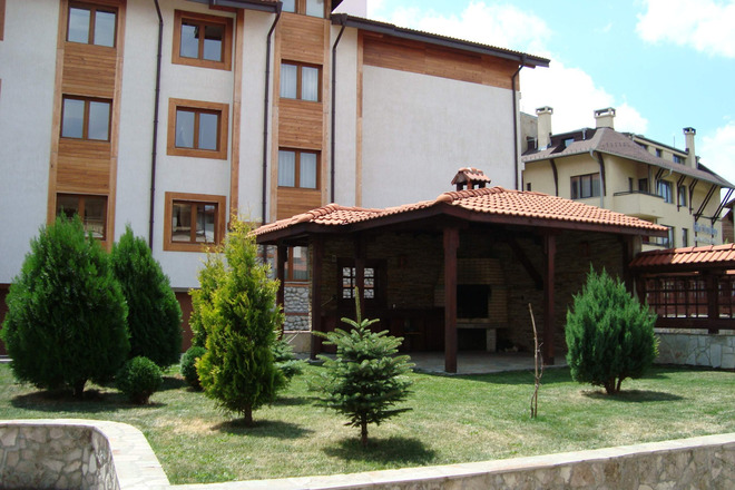One Bedroom Apartment close to Town Center