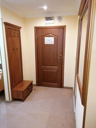 2 bedroom Apartment next to gondola 