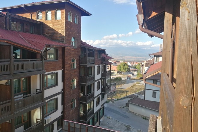 2 BEDROOM APARTMENT 2 min from the gondola 