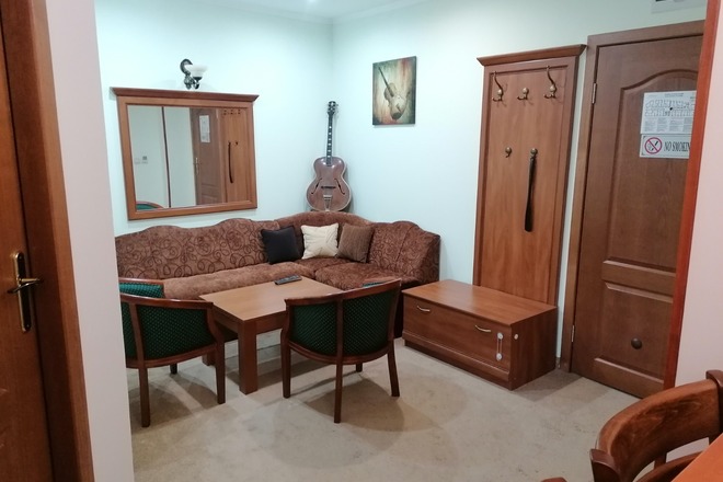 2 BEDROOM APARTMENT 2 min from the gondola 