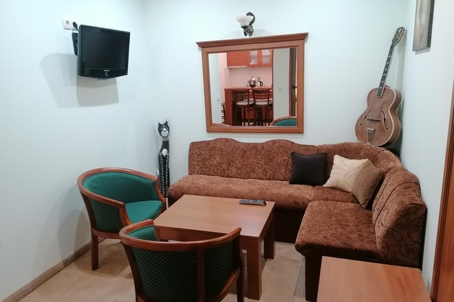 2 BEDROOM APARTMENT 2 min from the gondola 