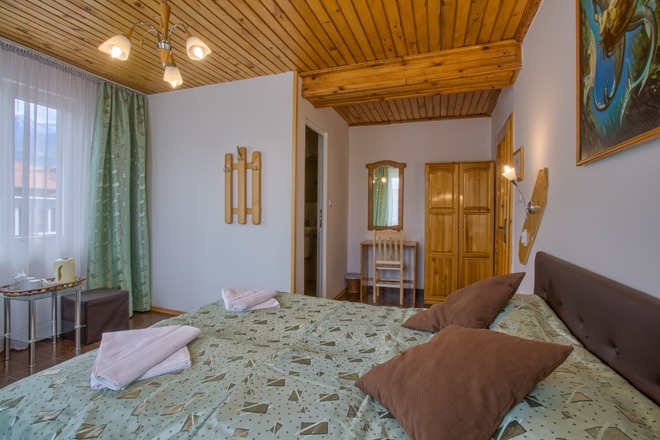 Private Ensuite Room in a Coliving House