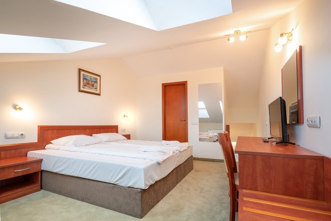 Studio in Coliving Bansko 4*+Coworking Plan 