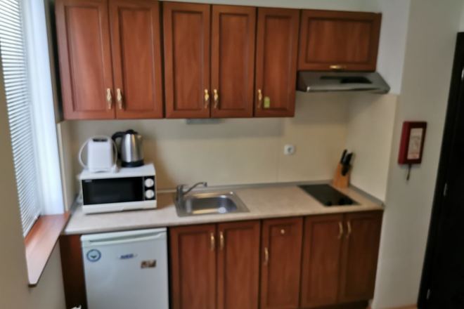 Valentina Heights , Funky 1 bedroom R17