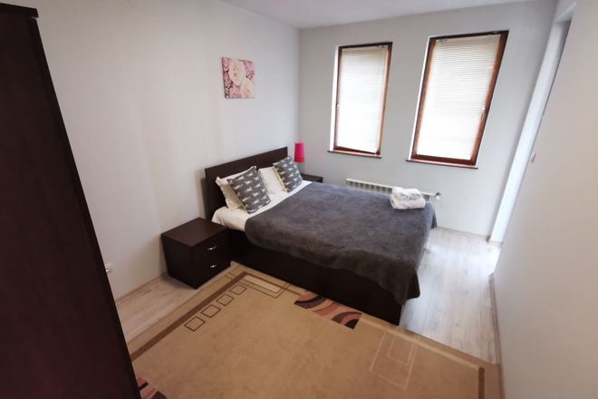 Valentina Heights , Funky 1 bedroom R17