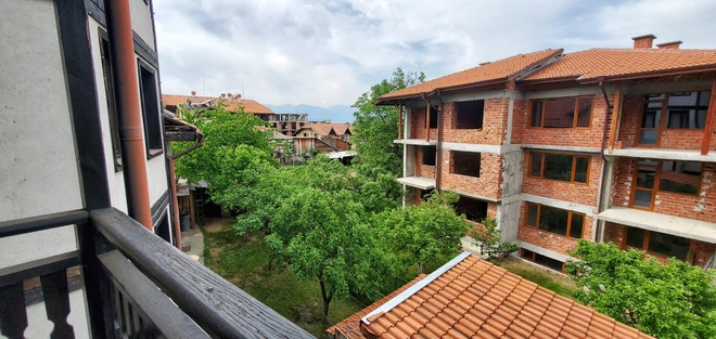 Fantastic 2 bed Apt with great views & facilities - Futura 10