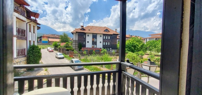 Fantastic 2 bed Apt with great views & facilities - Futura 10
