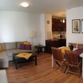 Monthly Apartment Rentals: BAR 125 - Comfortable one-bedroom apartment for