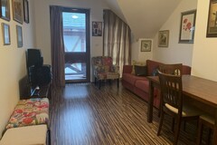Monthly Apartment Rentals: Granat Apartment