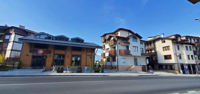 River Residence - Nice sized apartment in a good location to town