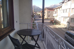 Monthly Apartment Rentals: Rooms 2 at M-Stone 