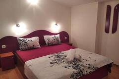 Monthly Apartment Rentals: Rooms  at M-Stone