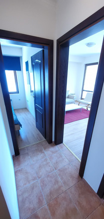 Snow House 2 - Apt 8, a nice sized one bedroom nr town center 