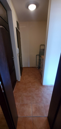 Snow House 2 - Apt 8, a nice sized one bedroom nr town center 