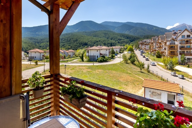Amazing view 1BR workplace/fast ISP/bike APT/Cheap Electricty