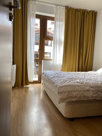 1BR on Close to Gondola super fast ISP+ Workspace