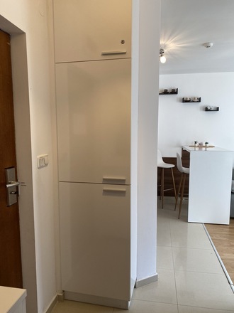 1BR on Close to Gondola super fast ISP+ Workspace