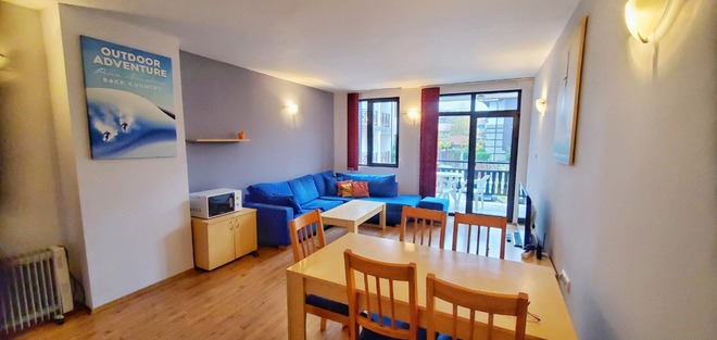 Fantastic 2 bed Apt with great views & facilities - Futura 10