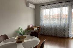 Monthly Apartment Rentals: Newly Renovated apartment in the Royal Towers of Bansko