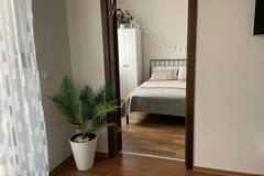 Monthly Apartment Rentals: Newly Renovated apartment in the Royal Towers of Bansko