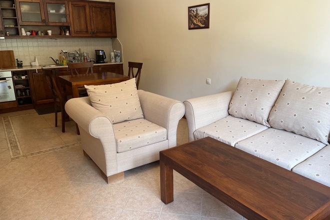 Spacious 1-Bedroom Apartment 