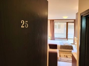 Monthly Apartment Rentals: Coliving Valentina,  various Studios