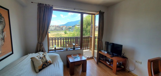 TopLodge C15 - 2 bedroom apt - SE facing - Mountain views
