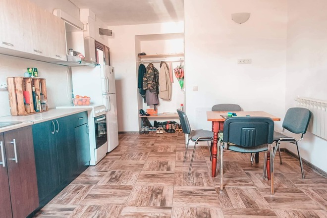 1 Bedroom Apartment in the Town Square Center
