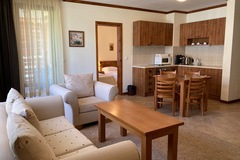 Monthly Apartment Rentals: Spacious 1-Bedroom Apartment  in Sveti Ivan Rilski