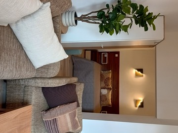 Monthly Apartment Rentals: Large Studio Next to Gondola