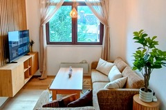 Monthly Apartment Rentals: Large Studio Next to Gondola